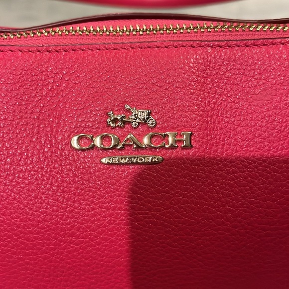 Coach  Shoulder bag  Small Tote satchel    leather   hot pink  Gold tone accents - Picture 4 of 17